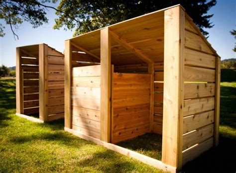 Compost bins come in many different styles, colours and designs but, at the end of the day, they all do the same thing. DIY Compost Bins To Make For Your Homestead | Homesteading