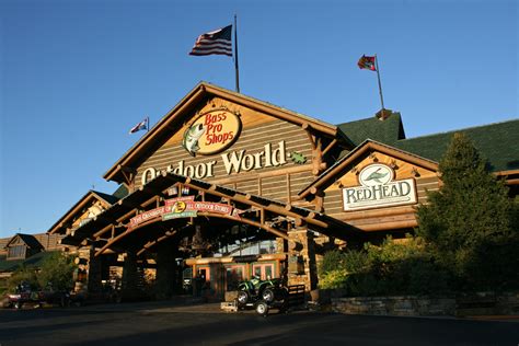 My nearest bass pro shops: Bass Pro Shops Provides 80 Boats For Hurricane Relief ...