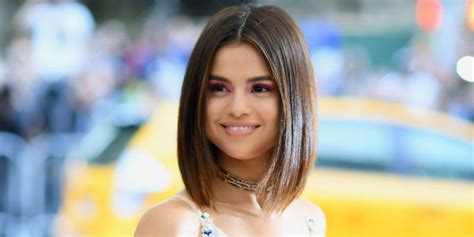 Selena Gomez Lookalike Sofia Solares Instagram Goes Viral Sofia