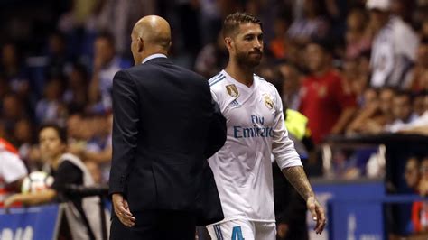 Real Madrid Zidane Isnt Contemplating A Sergio Ramos Departure