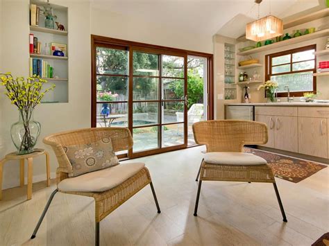 This item is charming since you can get it in various sizes, shapes, designs and colors. Love the doors. Idea for patio door in kitchen | Kitchens ...