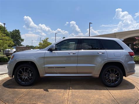 New 2020 Jeep Grand Cherokee High Altitude Sport Utility In 800377