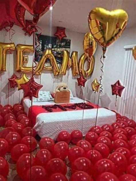 You could even decorate the car with some balloons, and he will be left pleasantly surprised. Awesome 47 Surprise Decor for Valentine's Day decoarchi ...
