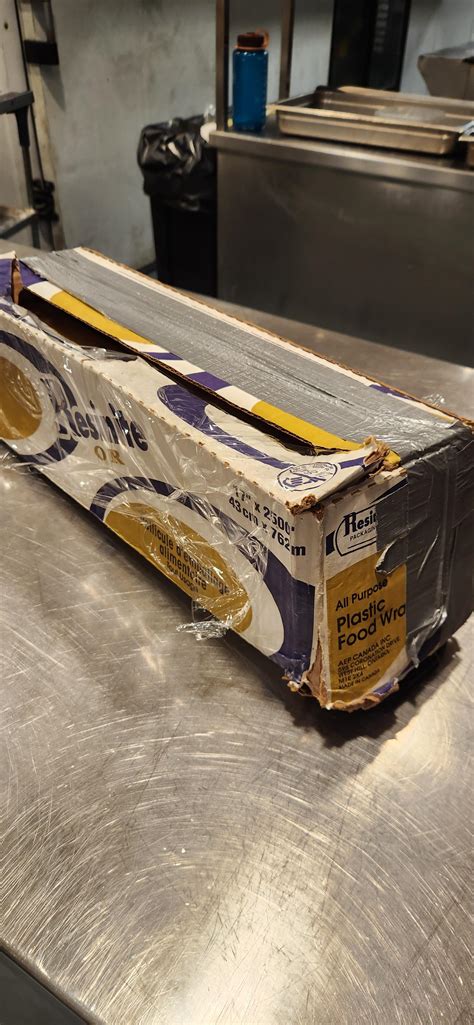 What does your box look like? : r/KitchenConfidential