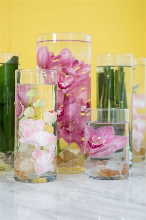 You Have To Learn Our Easy Trick For Submerging Flowers In Water