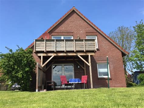 Das nordseeheilbad spiekeroog ist eine der ostfriesischen inseln im niedersächsischen wattenmeer und liegt zwischen langeoog und wangerooge. 35 HQ Images Haus Windrose Langeoog - Referenzen Archiv ...