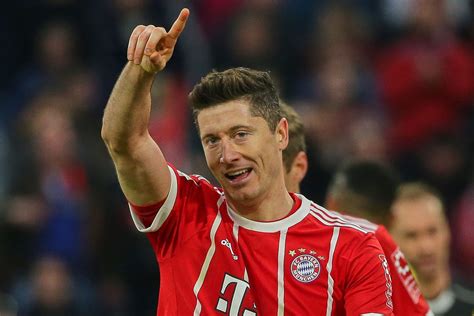 See all of robert lewandowski's fifa ultimate team cards throughout the years. Lewandowski has focused on strength and fitness this ...
