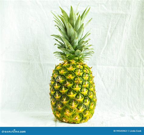 1 Whole Pineapple Isolated On A White Cloth Stock Image Image Of Food