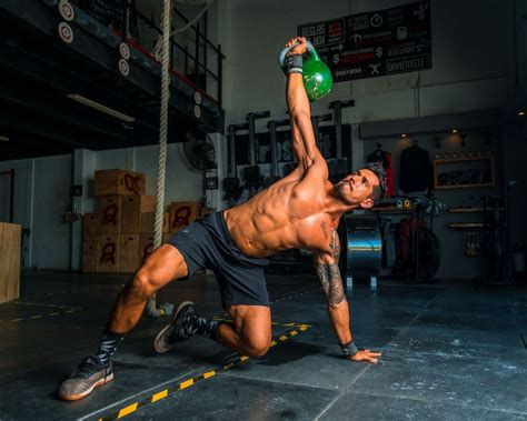 Easy Ab Exercises For Men To Get Stronger Core