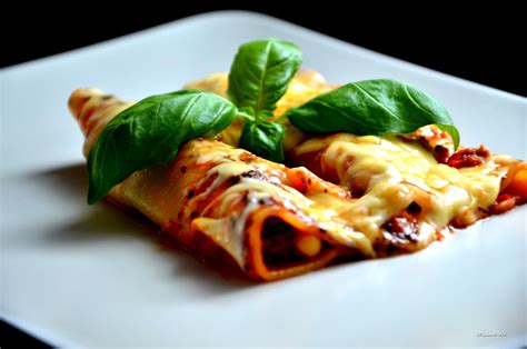 15 recettes aux cannellonis qui donnent … Cannelloni Free Stock Photo - Public Domain Pictures