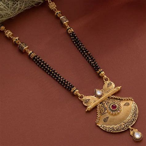 Traditional And Modern Gold Mangalsutra Design For Women