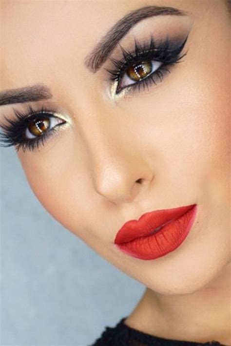 45 overtly romantic red lipstick looks that are deliciously intoxicating red lipstick looks