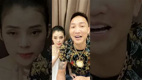 Bùi xuân huấn) là một giang hồ mạng, nhân vật giải trí, youtuber người việt nam. Huấn Hoa Hồng và vợ cực Xinh kể chuyện lần đầu . - YouTube