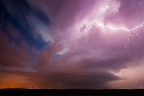 Mike Hollingsheads Storm Chasing Photography Doesnt Include Hurricane