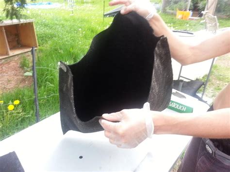 Here are some pics of how we build our diy smart pots. DIY Smart Pots Tutorial - Cannabis Growing Outdoors - International Cannagraphic Magazine Forums