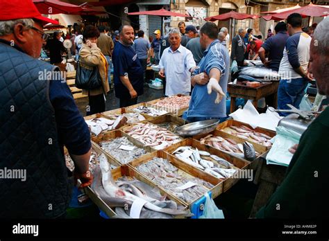 La Pescheria Catania S Fish Market Catania Sicily Stock Photo Alamy