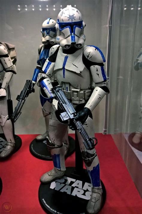 Cut out the bulkyness and get down to efficient effective equipment. Star Wars Sideshow Clone Trooper Custom 501st Phase 2 ...