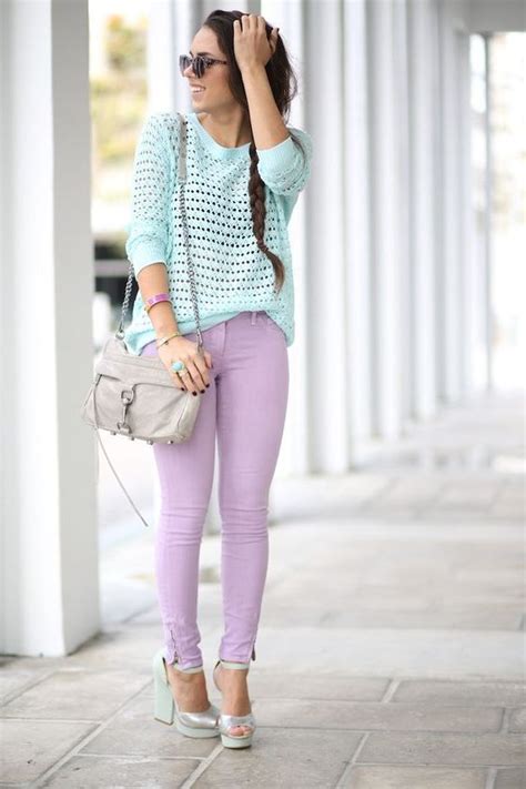 Pastel Color Outfits For Ladies Spontaneous Street Style Ideas 2021