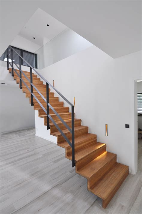 Wohnhäuser Loft And Staircase In 2019 Treppe Haus Treppe Ideen Und