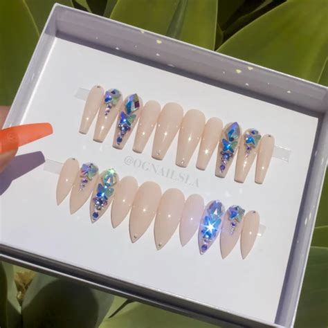 Swarovski Nails Og Nails Swarovski Nails Swarovski Butterfly You