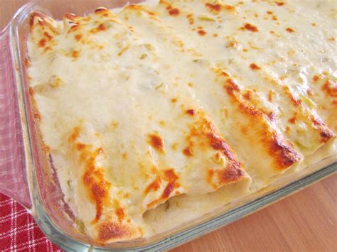 Easy Creamy White Chicken Enchiladas The Country Cook
