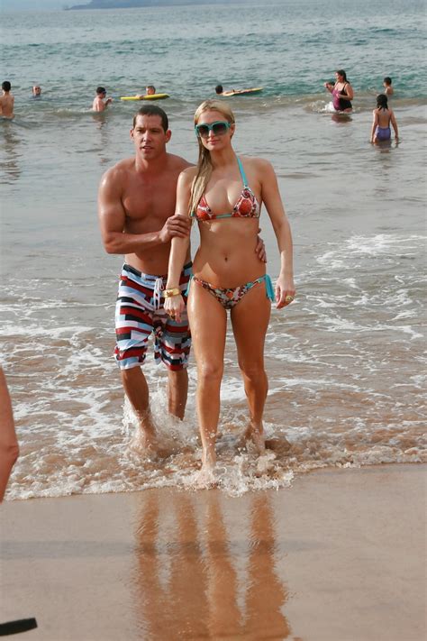 Paris Hilton Bikini Candids In Hawaii Pics Xhamster
