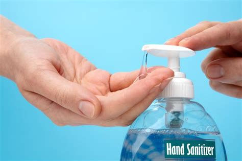 Using ordinary table salt, you can easily separate hand sanitiser gel into alcohol and the gel's other components. How To Make Your Own Waterless Hand Sanitizer | Natural ...