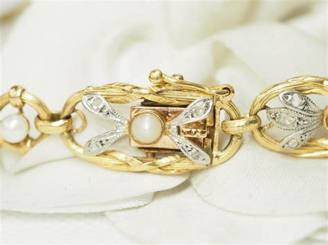 Bracelet du début du XXème siècle en or jaune, perles et ...
