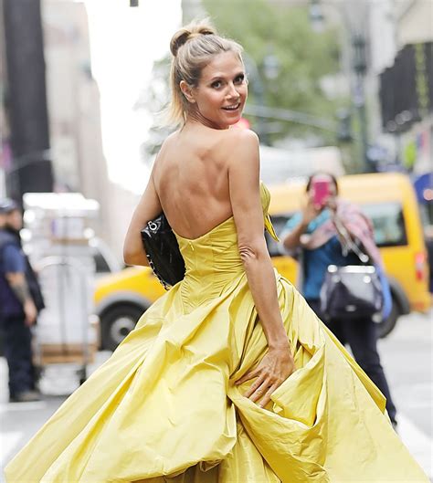 Photogallery of heidi klum updates weekly. Zac Posen Yellow Gown: Heidi Klum Vs Leslie Mann ~ Krazy ...