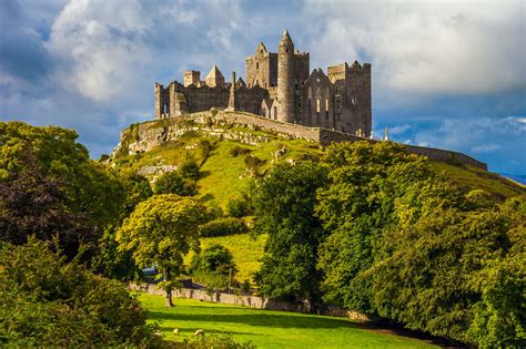 These 11 Irish Castles Showcase The Dramatic Beauty Of Historic Ireland