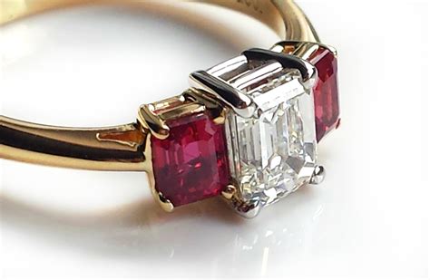 Tiffany And Co 137tcw Ivvs2 3 Stone Emerald Cut Diamond And Ruby Engage