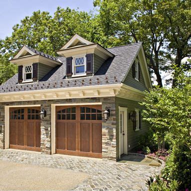 Maybe you need a safe place to store your favorite car? In Law Suite Above Garage Design Ideas, Pictures, Remodel ...