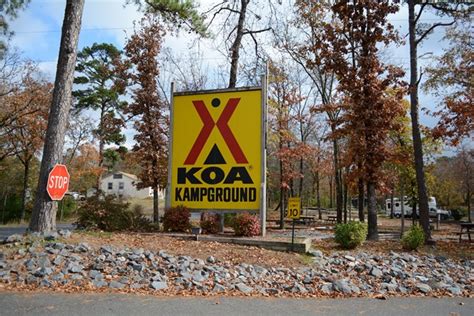 Our free shuttle will take you oaklawn during the live racing meet or to magic springs & crystal falls. Hot Springs, Arkansas Camping Photos | Hot Springs ...