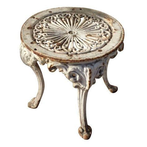 Aodland has uploaded 2666 photos to flickr. Vintage Cast Iron Plant Stand | Iron plant stand, Iron ...
