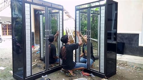 Kamu bisa membuat pola bunga seruni yang cantik. Pasang Kaca Cermin Pintu Lemari | Cara Membuat Lemari ...