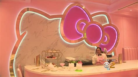 First Ever Hello Kitty Cafe Opens In Irvine Youtube