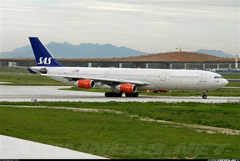 Airbus A340 313 Scandinavian Airlines Sas Aviation Photo 1104044