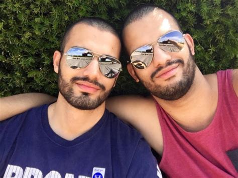 El misterioso fenómeno que inunda la red parejas gays que parecen gemelos F EL MUNDO