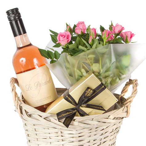 Send flowers to london and to other countries and you can choose a day of your choice for delivery, including same day delivery. Flowers And Wine Gift Delivery Uk | Best Flower Site