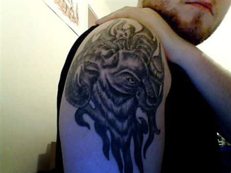 Most of these aries tattoo designs are done in a circle, which is very common on aries tattoo art. symbol aries tattoo designs | Zodiac tattoo designs