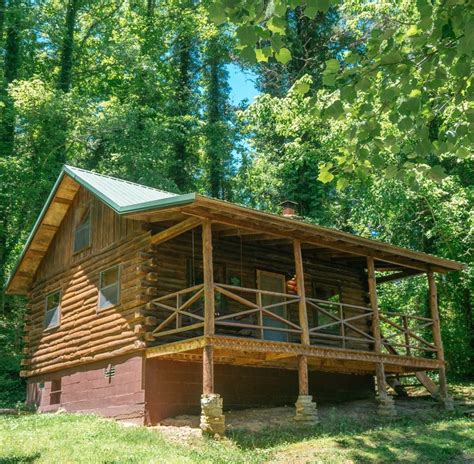 Over 1200 acre ranch with grand buttresses right on the property flanking bear creek a tributary to the buffalo national river. Ponca Cabin 2 | Buffalo National River Cabins and Canoeing ...