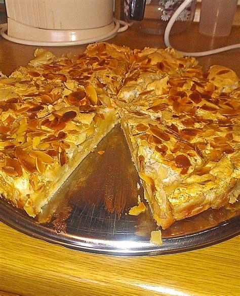 Check spelling or type a new query. Quittenkuchen mit Mandelbaiser | Chefkoch | Rezept ...