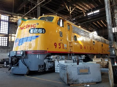 Union Pacific E9a 951 Up 951 Was Built By Emd In 1955 It Flickr