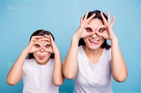 Close Up Photo Beautiful Two People Brown Haired Mom Little Daughter Friends Look Finger Specs