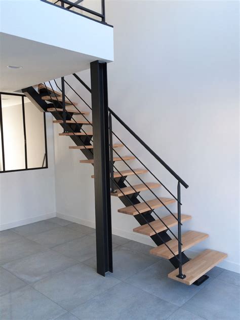 Ils seront à la fois décoratifs et sécurisants pour votre foyer. Escalier métal et garde-corps mezzanine avec verre ...