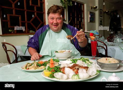 Jonathan Coleman Radio Tv Presenter May 98 Eating Chinese