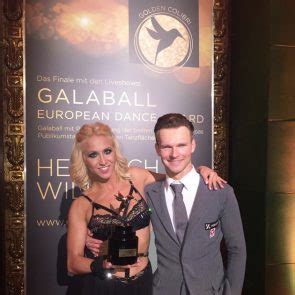 Vadim garbuzov & kathrin menzinger | wdc world championship ballroom showdance 2018. Kathrin Menzinger - Vadim Garbuzov gewinnen Goldenen Colibri