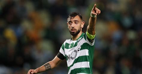 Ea sports have revealed the fifa 20 team of the week. Bruno Fernandes On FIFA 20: How Man Utd's New €55m Signing ...