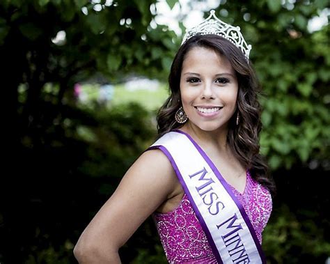 miss minnesota latina has crown on her head dream in her heart twin cities