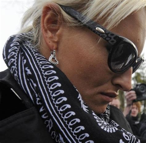 Summer terenzi, tochter von sarah connor. Erfolgreiche Trennung: Sarah Connor und Marc Terenzi sind ...